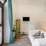 Wind Rose Sea Guest house